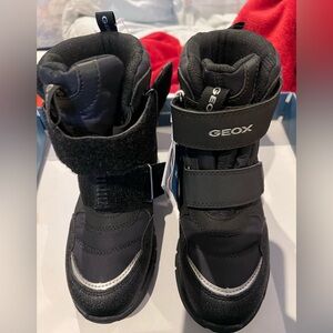 Geox Kids Shoes in Black and Gray